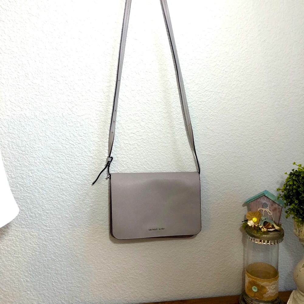 Michael Kors jest set crossbody gray